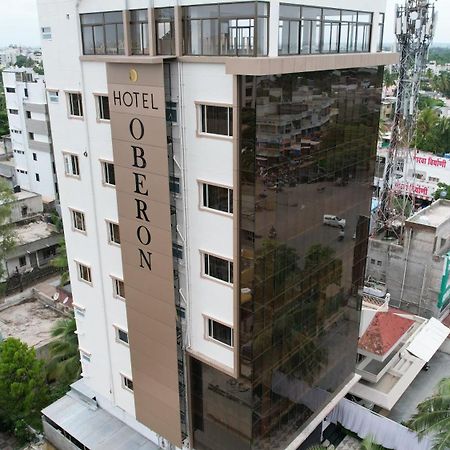 Hotel Oberon Solapur Zewnętrze zdjęcie